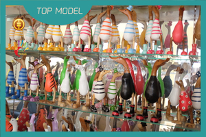 Pato de Bambú Pintado a Mano en Bali, Decoración para el Hogar de Madera de Bambú Hecha a Mano - Product Image 2