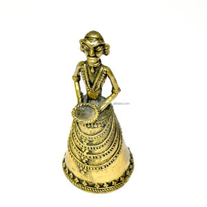 Escultura de campana de latón antiguo, arte de aleación de bronce hecho a mano en la India con fundición de cera perdida para decoración étnica tradicional del hogar - Product Image 2