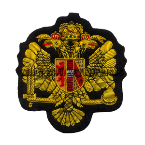 Badges/Patchs brodés 3D personnalisés faits à la main, couleurs or/personnalisées, 9 cm de haut, fils et perles en bullion, tissu feutre à coudre - Product Image 4