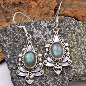 ต่างหูเงินแท้ 925 ประดับลาบราโดไรต์สไตล์บาหลีและมูนสโตน ขายส่ง - Product Image 4