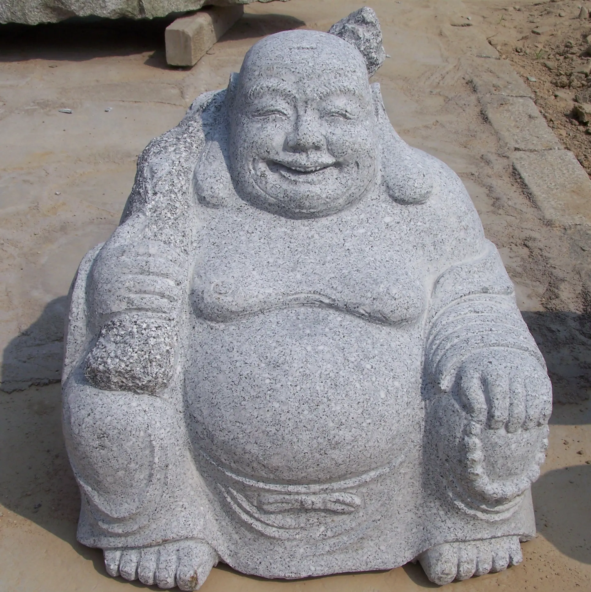 Tượng Phật Cổ Khắc Đá Tự Nhiên