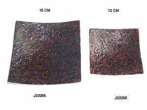 Plato cuadrado de aluminio de alta calidad en dos tamaños con esmalte seguro para alimentos en cuero estilo de imitación cuenco para servir utensilios de cocina - Product Image 2