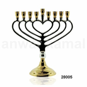 L'église en métal de grande classe utilise un bougeoir Menorah religieux - Product Image 1