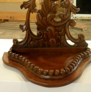 เฟอร์นิเจอร์ไม้มะฮอกกานีอินโดนีเซีย - ชั้นวางของติดผนังแบบคลาสสิก เฟอร์นิเจอร์ไม้มะฮอกกานี - Product Image 2