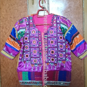 Chaquetas Vintage Banjara con Bordado a Mano y Espejo - Product Image 3