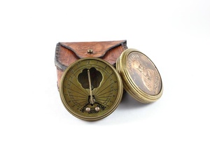 เคสหนังทำด้วยมือทำจากทองเหลืองขัดเงาแบบโบราณลอร์ดเคลวินเข็มทิศทิศทางทางทะเลสำหรับพกพาทำจากโลหะสำหรับถือในวันครบรอบแต่งงานวันเกิด - Product Image 4