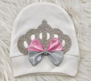 ชุดรอมเปอร์แขนยาวผ้าฝ้ายแท้ 100% คุณภาพสูงสำหรับเด็กผู้หญิงช่วงฤดูใบไม้ผลิ พร้อมโบว์ผูกคอสีชมพูเทาประดับมงกุฎและอัญมณีแบบกำหนดเอง - Product Image 2