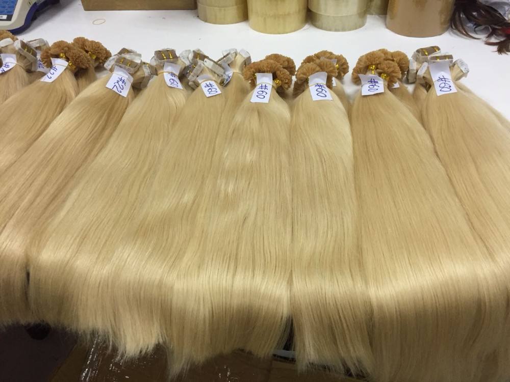 สีบลอนด์