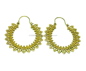Vente en gros de boucles d'oreilles créoles bohèmes en laiton bijoux tribaux indiens pour mariages fêtes fiançailles cadeaux - Product Image 1