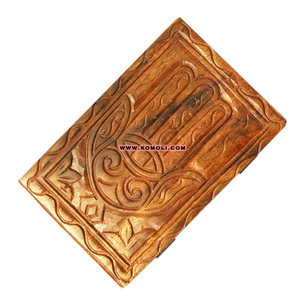 กล่องไม้ซีดาร์ขนาดเล็กทรงสี่เหลี่ยมผืนผ้าลายใบไม้แกะสลักด้วยมือ - Product Image 4