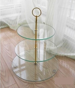 Soporte para Pastel de Bodas de 3 Niveles en Forma de Corazón - Product Image 2