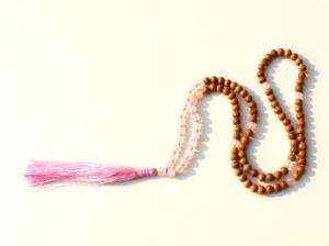Cuentas de madera de cuarzo rosa de cristal Natural, collar de cuentas Mala 108, colgante de Chakra de corazón curativo a la moda, regalo - Product Image 3