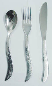 Ensemble de 4 couverts en acier inoxydable de style américain, design royal, finition bicolore, manche pour cadeaux d'affaires - Product Image 2