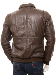 Chaqueta de bombardero clásica personalizada para hombre, cómoda capucha de piel de oveja de cuero negro, poliéster transpirable, diseño liso, Primavera e Invierno - Product Image 2