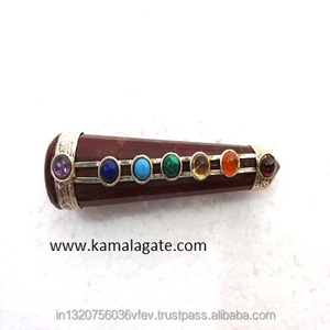 Vente en gros de baguette de guérison en cristal jaspe rouge naturel 7 chakras pierre semi-précieuse technique sculptée à la main à vendre - Product Image 1