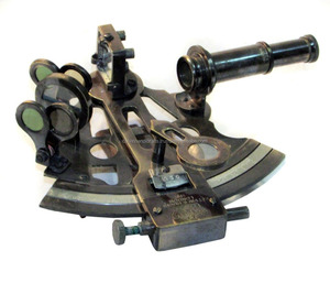 LAITON ANTIQUE NAUTIQUE KELVIN MARINE SEXTANT 4 ARTICLE CADEAU SEXTANT NAUTIQUE PAR CALVIN HANDICRAFT - Product Image 1