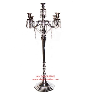 เชิงเทียนสีเงินสำหรับตกแต่งบ้านและแต่งงานเชิงเทียนโลหะทรงสูงทำด้วยมือ - Product Image 1