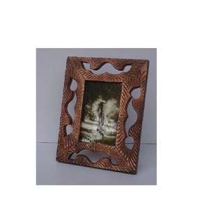 Marco de fotos de madera con diseño de hojas, disponible en otros colores y tonos - Product Image 5