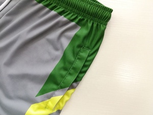 Pantalones cortos de baloncesto para hombre, de secado rápido, 100% poliéster, transpirables, de talla grande, pantalones cortos de malla - Product Image 3