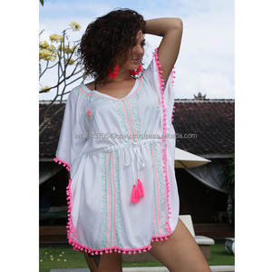 Robe pour femmes, supérieur, en dentelle, avec broderie, couleur néon, idéal pour salon de plage, saison - Product Image 1