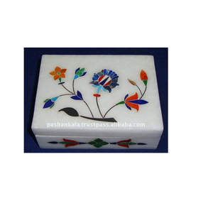 Boîte à bijoux en marbre blanc poli de qualité supérieure, de forme rectangulaire, fabriquée à la main, utilisée pour le rangement des bijoux et autres objets - Product Image 1