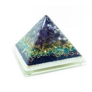 Orgone cristal de quartz, pyramide d'améthyste avec protection des chakras pierre naturelle reiki cristal de guérison approvisionnement en gros - Product Image 1