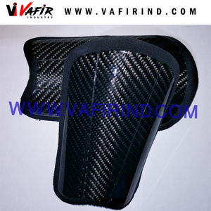 Protège-tibia en fibre de carbone de haute qualité - Product Image 3