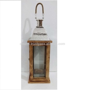 Fabricant fiable de lanterne à bougie en bois de qualité supérieure de dernière conception pour la décoration de mariage et de jardin - Product Image 1