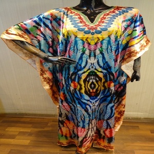 CAFTAN imprimé numérique à col en V, grande taille, CAFTAN Maxi - Product Image 1