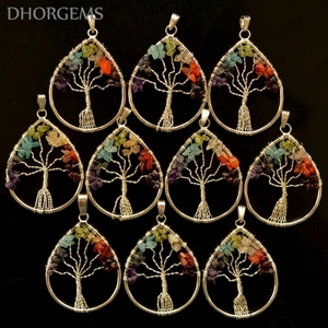 LLavero de piedras curativas de cristal Natural hecho a mano, Gema colgante de árbol de la vida de cristal de cuarzo transparente - Product Image 1