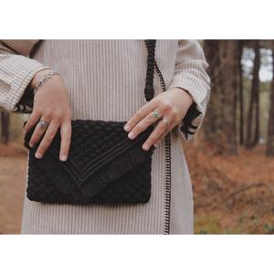 Pochette noire tendance - Product Image 1