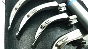 Macintosh ใบมีดภาษาอังกฤษเครื่องมือผ่าตัดใยแก้วนำแสงหลอดเปลี่ยนได้เครื่องมือผ่าตัดพื้นฐานของเยอรมัน - Product Image 6