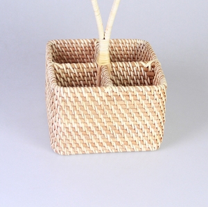 Panier de rangement pour ustensiles et condiments en rotin carré-Ms. Esther - Product Image 3