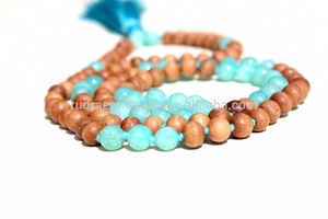 Collar de Yoga Unisex de Sándalo y Amazonita con Borla, Cuentas Mala Pulimentadas, Estilo Religioso Hindú, Certificado por Terceros - Product Image 5