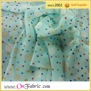 Tela de gasa con estampado de puntos suizo, 58 '', 75D - Product Image 2