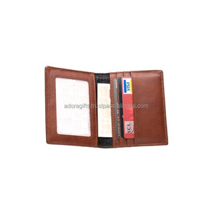 Portefeuille d'affaires avec logo personnalisé Porte-cartes en cuir marron avec logo en relief pour cartes de crédit - Product Image 1