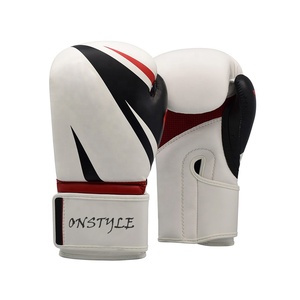 ถุงมือชกมวยคุณภาพสูง MMA หนังเทียมสำหรับมืออาชีพ ลายพิมพ์ซีรีส์นักสู้ สีและโลโก้ปรับแต่งได้ สำหรับใช้งานกลางแจ้ง - Product Image 1
