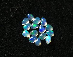 Ópalo Etíope Suelto en Forma de Pera Cabujón 3x4mm AAA de Alta Calidad, Gema Natural Multifuego Certificada IGI, Tratada con Calor, Vivaaz Gems - Product Image 2