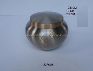 High Quality Mat Pewter Finished <b>Urn</b> <b>Jar</b> in Cast Brass Flatter Shape Pet <b>Urn</b> <b>Jar</b> Metal <b>Urn</b> <b>Jar</b> for Pets Metal Art Crafts - Product Image 3