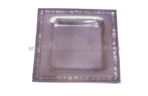 Assiette à dîner classique en aluminium écologique Amson Brass, gravée à l'ancienne, pour restaurant, avec logo personnalisé - Product Image 2