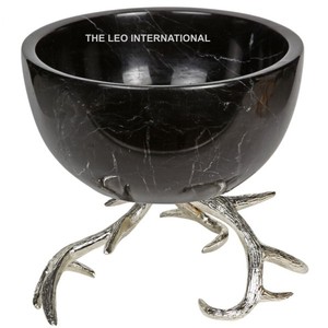 Black <b>Epoxy</b> Resin Base Silver Color Round Shape Design Decorative Bowl Aluminum <b>Metal</b> Modern Unique Bowl - Product Image 1