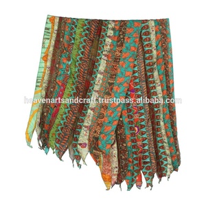 Écharpe vintage en soie recyclée sari étole Dupatta vente en gros de patchs sari indien écharpe réversible écharpe rayée colorée vintage - Product Image 3