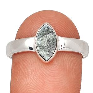 Muonionalusta meteorito Suecia piedra preciosa anillo de plata 925 plata esterlina sólida anillo hecho a mano patrón victoriano anillo al por mayor - Product Image 1
