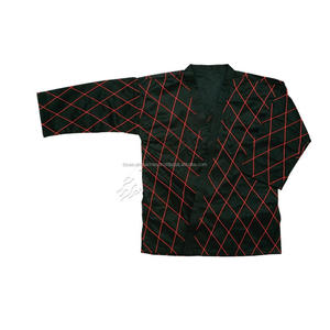 Équipement de compression Hapkido personnalisé de qualité supérieure, maillot de hockey professionnel en coton rouge et noir, disponible en ligne - Product Image 1