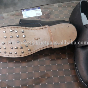 Botas de Cuero para Hombre de Estilo del Siglo XVIII, Diseño OEM, Venta al Por Mayor, Personalizadas y Profesionales - Product Image 2