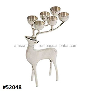 Candelabro de Metal con Forma de Reno, con Seis Portavelas Esféricos en las Cuernos - Product Image 2