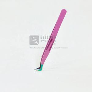 Pince à épiler professionnelle de haute qualité en acier inoxydable rose incurvée pour extension de cils de volume russe Vente en gros - Product Image 2
