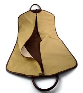 กระเป๋าใส่เสื้อผ้าเดินทางหนังแท้ พร้อมหูหิ้ว ขนาดพกพา ดีไซน์แขวนและจัดเก็บสำหรับชุดสูท-IHS-0038 - Product Image 3