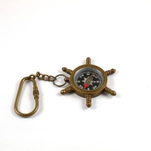 Alta venta personalizado antiguo marinero rueda brújula llavero personalizado espalda Dial latón bucle promociones náuticas mosquetones - Product Image 1