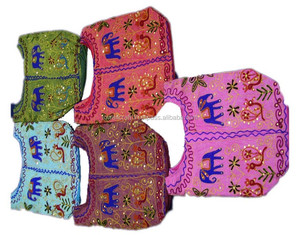 GUJRATI เย็บปักถักร้อยออกแบบกระเป๋าสะพายไหล่ - Product Image 4